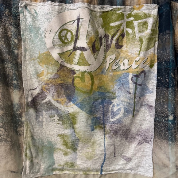 Handmade American Eagle Boho Upcycled Graphic Peace Bleached Flannel - Size XL - Picture 5 of 5